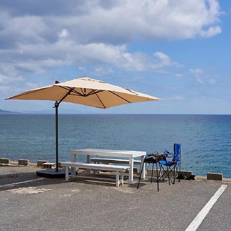 Готель Minshuku Atsuhama Sumoto Екстер'єр фото