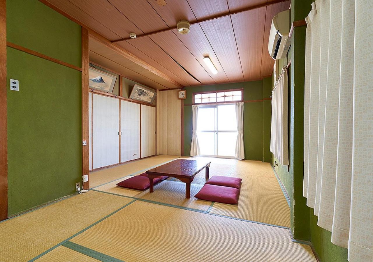 Готель Minshuku Atsuhama Sumoto Екстер'єр фото