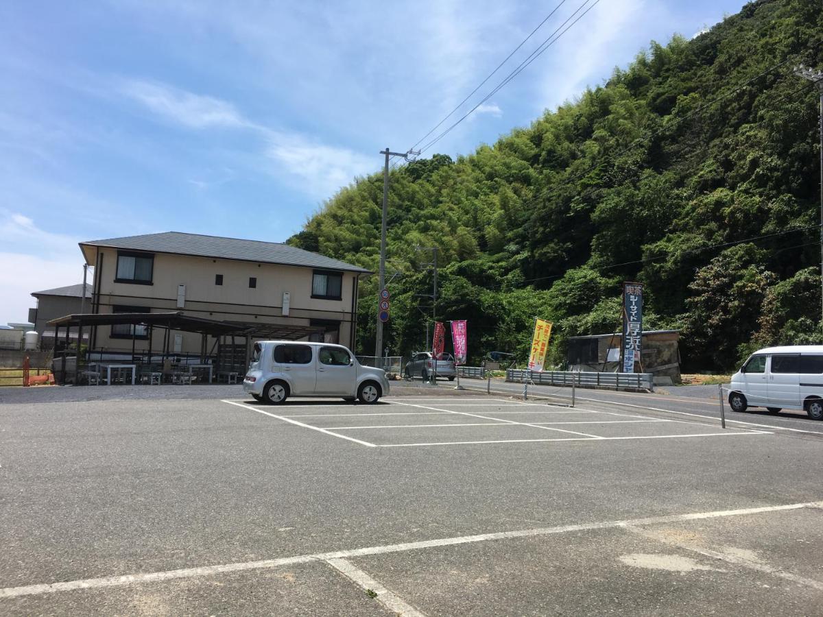 Готель Minshuku Atsuhama Sumoto Екстер'єр фото